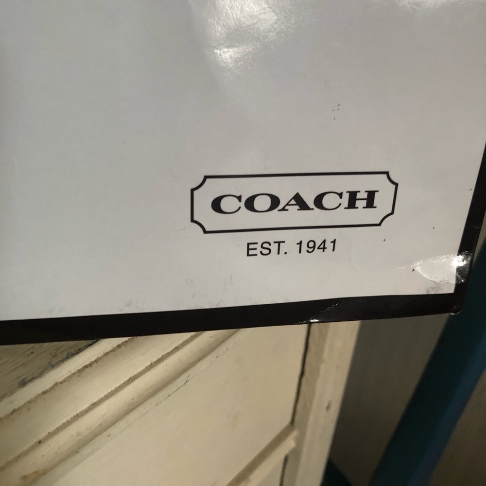 Large COACH Gift Bag - Picture 6 of 12